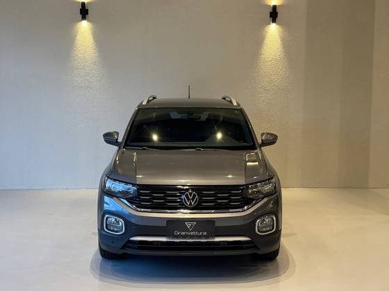 VOLKSWAGEN T-CROSS 1.4 250 TSI TOTAL FLEX HIGHLINE AUTOMÁTICO VOLKSWAGEN T-CROSS 1.4 250 TSI TOTAL FLEX HIGHLINE AUTOMÁTICO
